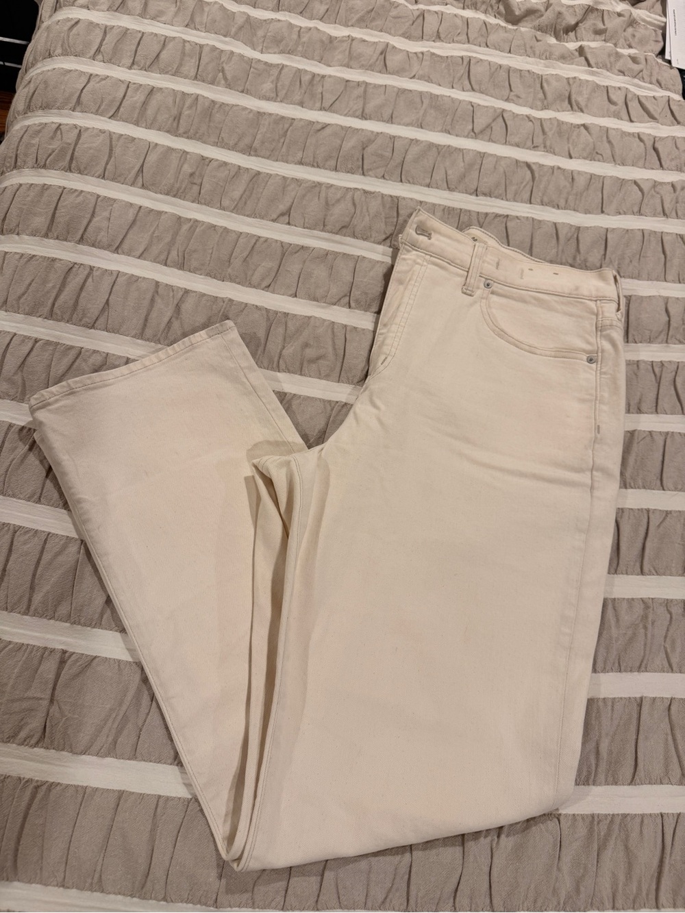 Madewell Women’s Off-White Straight-Leg Jeans - worn once
